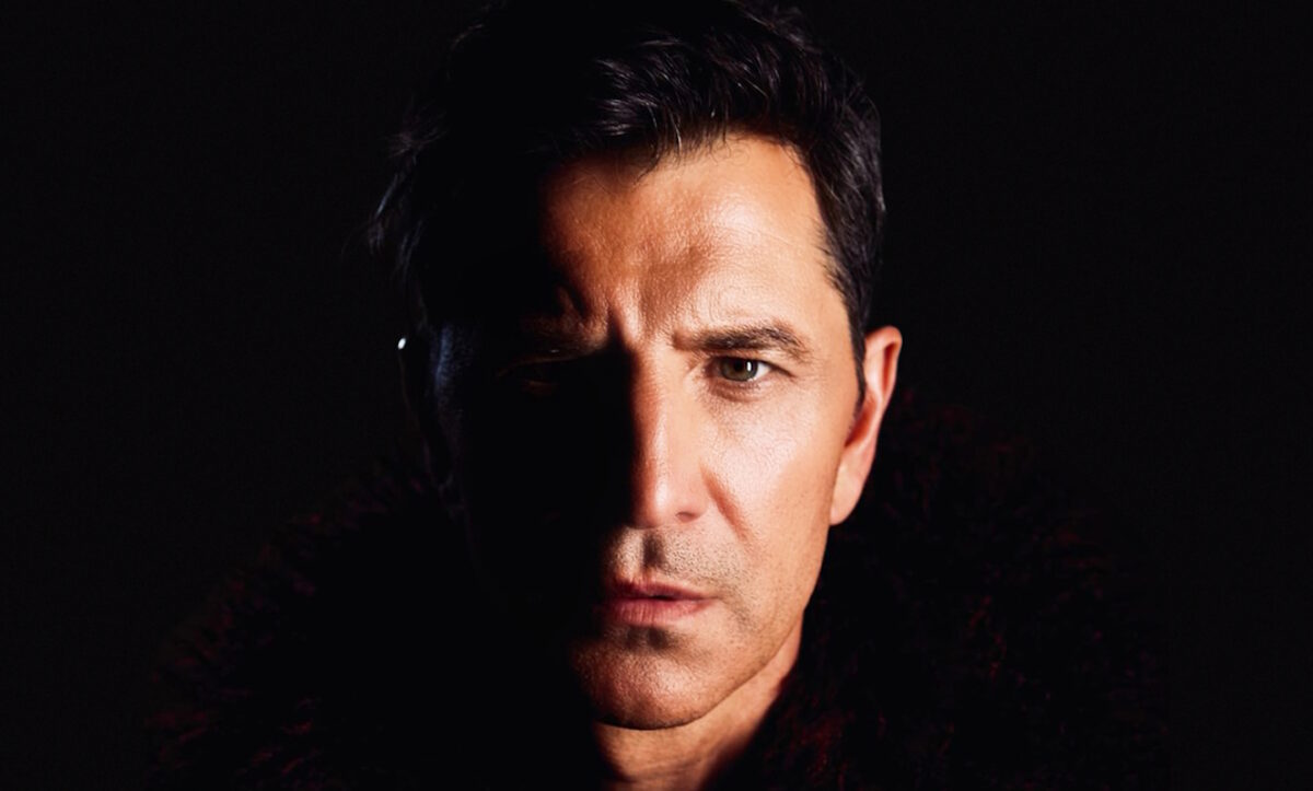 Σάκης Ρουβάς