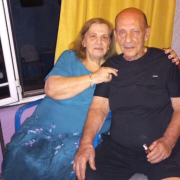 Η 75χρονη που δολοφονήθηκε στη Σαλαμίνα και ο σύζυγός της