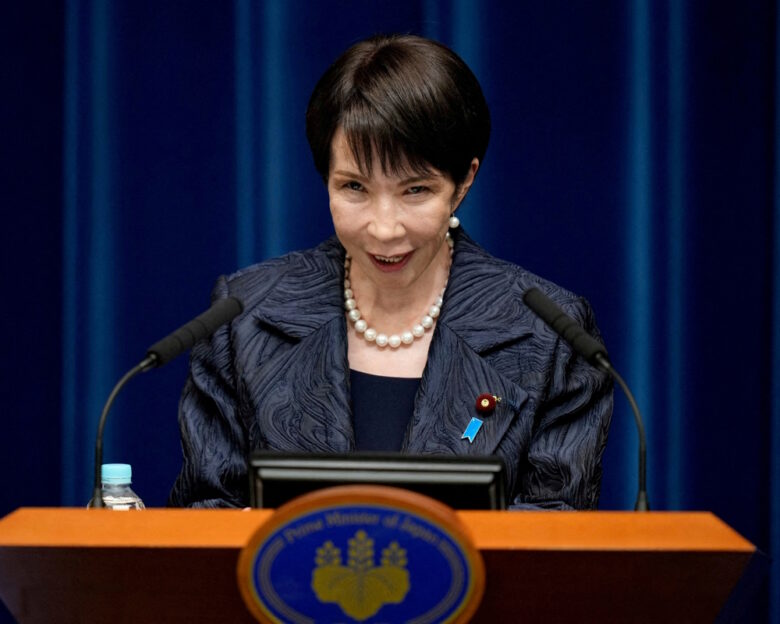 Ιαπωνία: Η πρωθυπουργός, Σανάε Τακαΐτσι, κοιμάται μόνο 2 ώρες καθημερινά – Ανησυχίες για την «κουλτούρα» υπερβολικής εργασίας