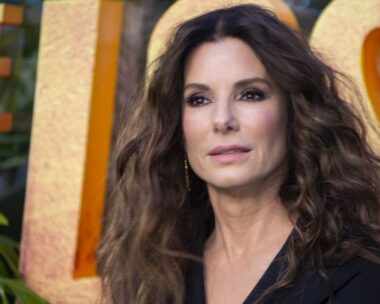 Σάντρα Μπούλοκ