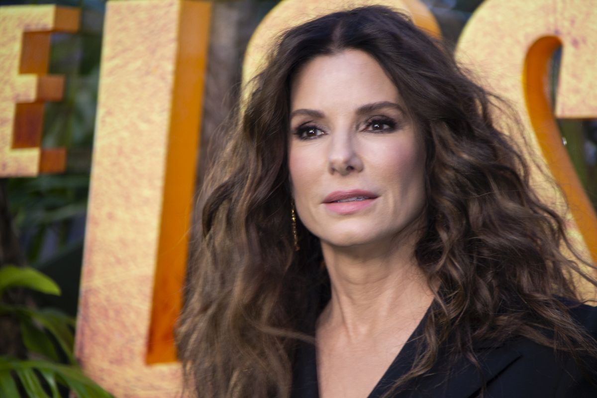 Σάντρα Μπούλοκ