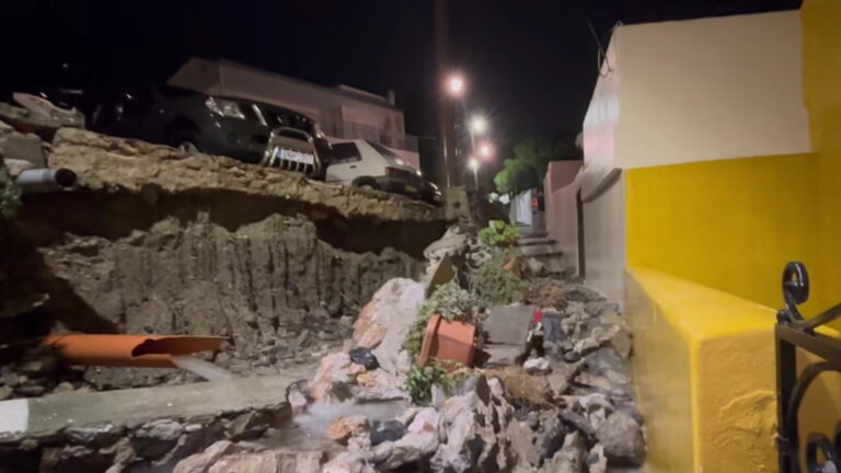 Καταστροφές από την κακοκαιρία στην Σαντορίνη