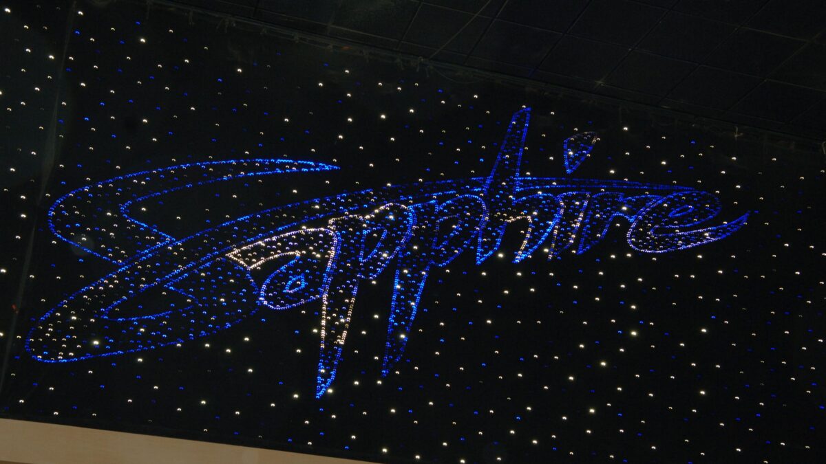 Το Sapphire Gentlemen's Club