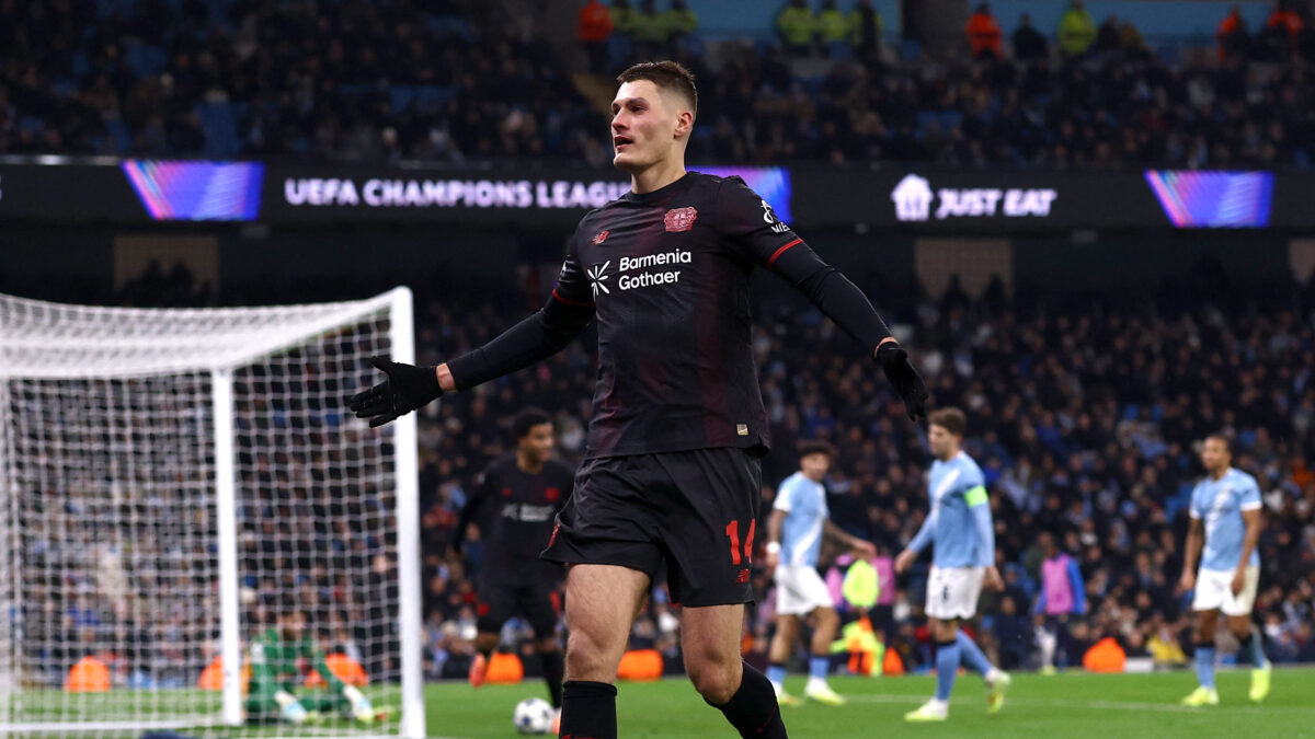 Ο Σικ πανηγυρίζει στο Έτιχαντ