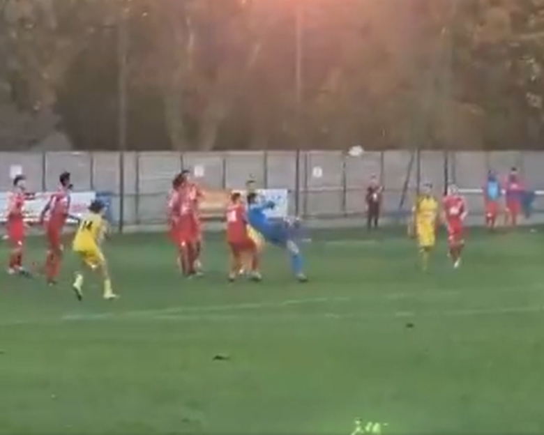 Τερματοφύλακας σκόραρε με ψαλιδάκι και έπιασε πέναλτι για να δώσει την πρόκριση στην ομάδα του στο Κύπελλο Γαλλίας