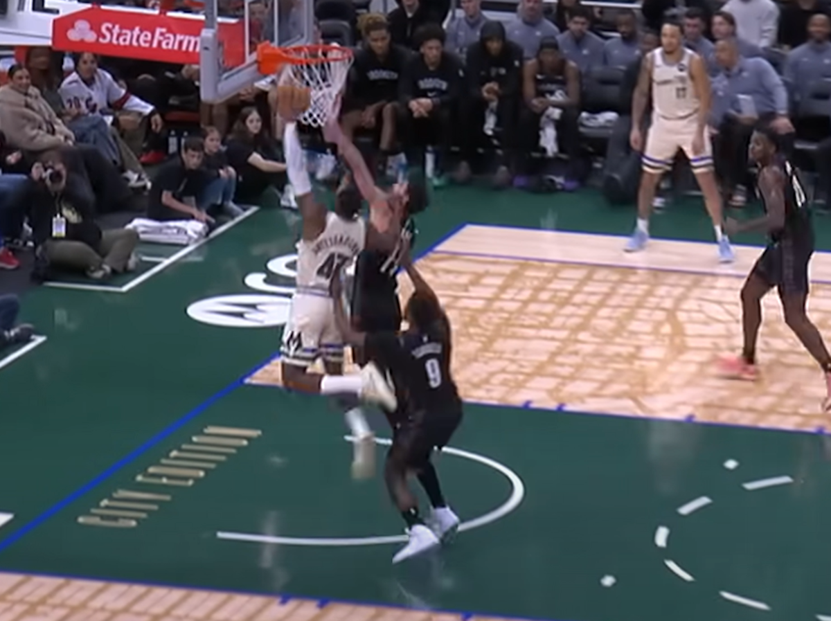 Θανάσης Αντετοκούνμπο