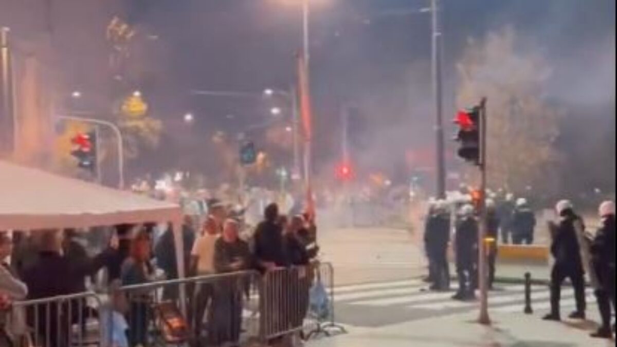 Επεισόδια σε διαδήλωση στη Σερβία