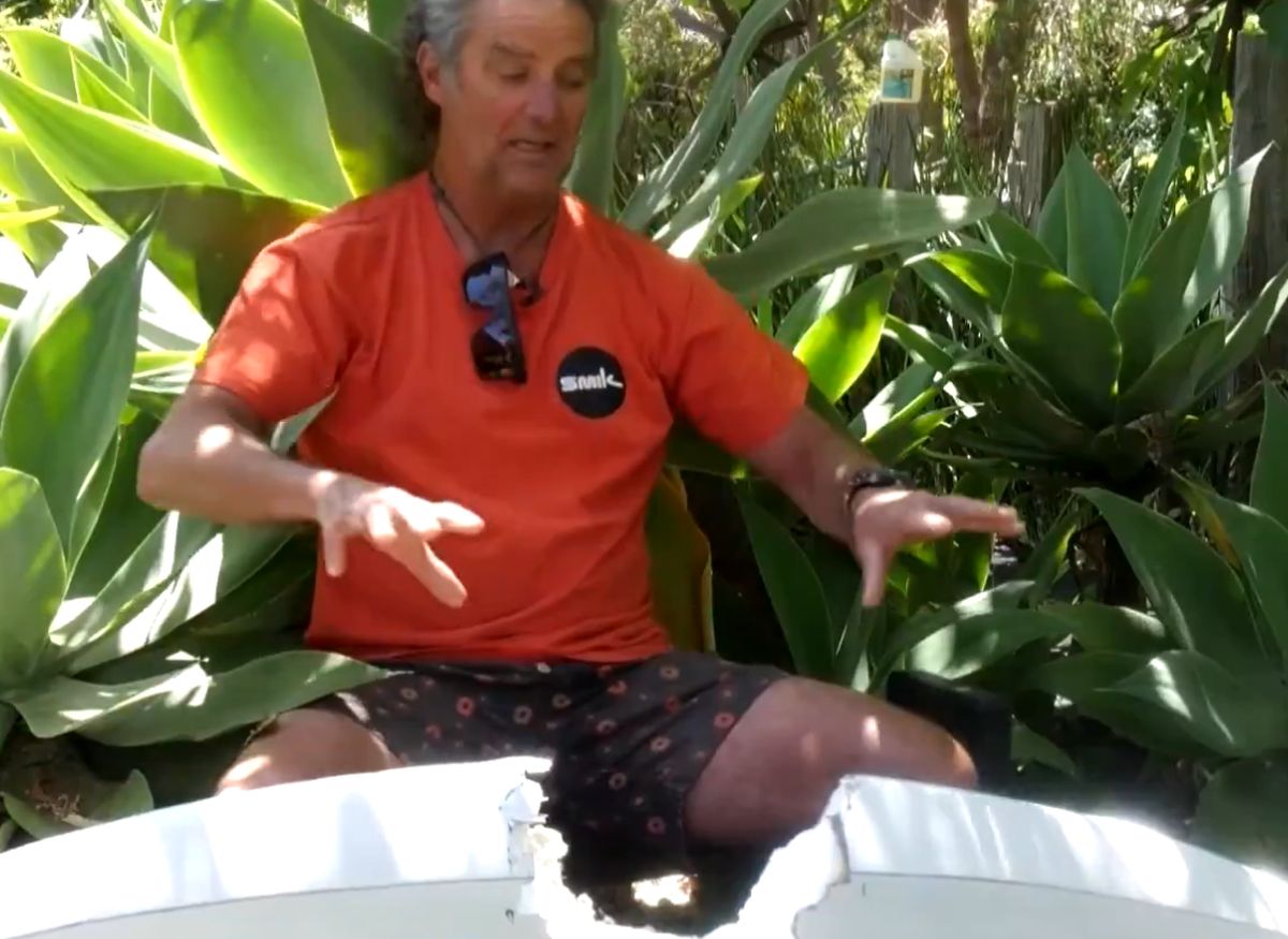 Ο 61χρονος σέρφερ Άντι ΜακΝτόναλντ