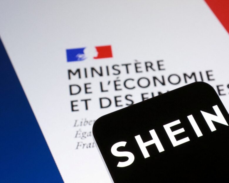 Συνεχίζεται η κόντρα Γαλλίας – Shein: Το «πάγωμα» της λειτουργίας του e-shop θέλει η κυβέρνηση