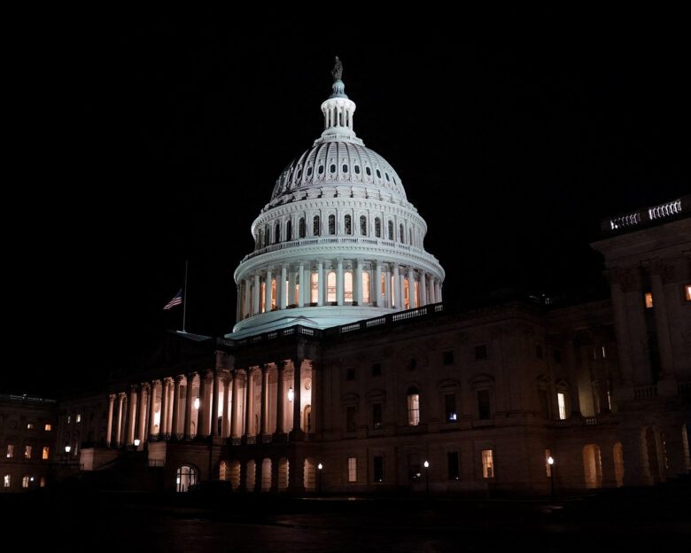 ΗΠΑ: Ένα βήμα πριν το τέλος του μεγαλύτερου shutdown με ψηφοφορία στο Κογκρέσο