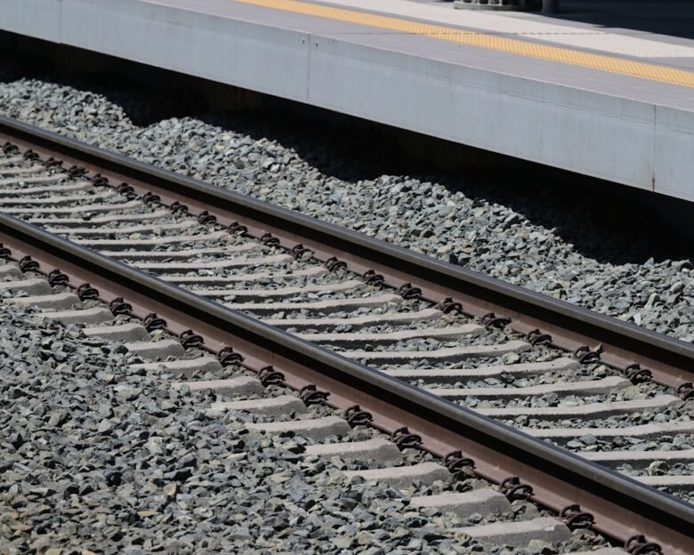 Τρένο προς Λάρισα μπήκε σε λάθος γραμμή: «Κάτι έγινε με το κλειδί»