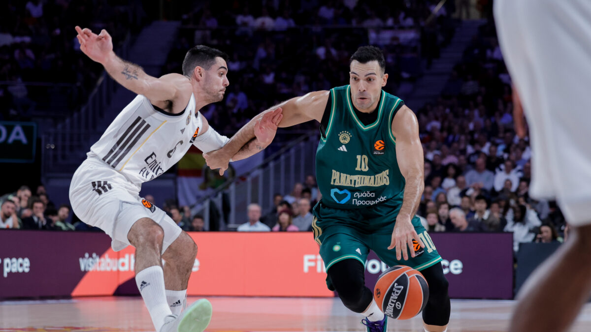 Ο Σλούκας με τη φανέλα του Παναθηναϊκού