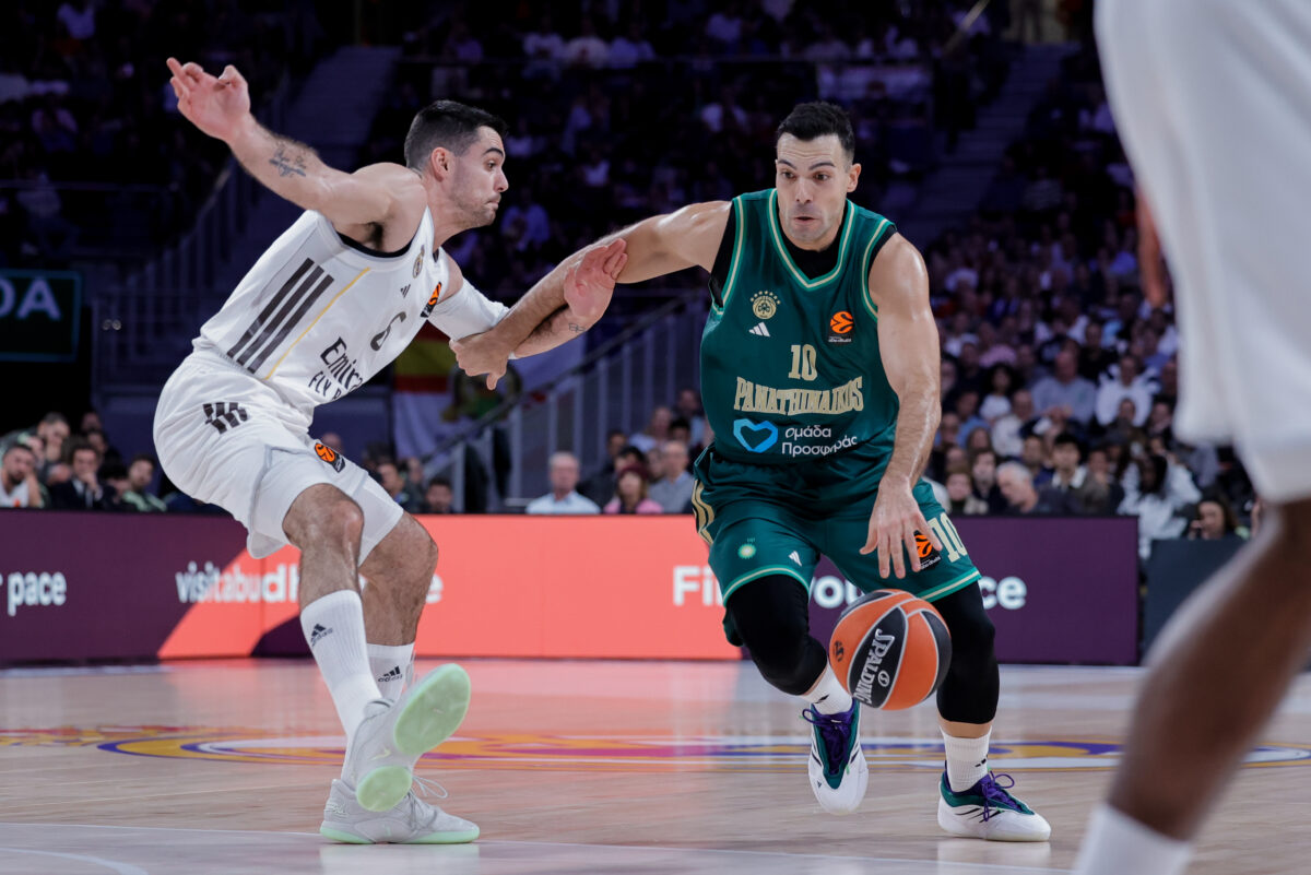 Ο Σλούκας με τη φανέλα του Παναθηναϊκού