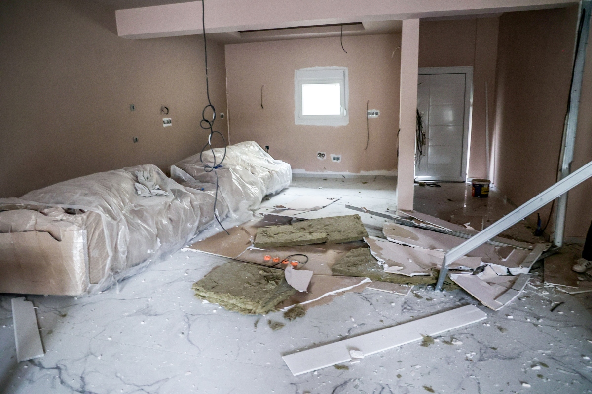 Ζημιές σε σπίτι μετά από έκρηξη