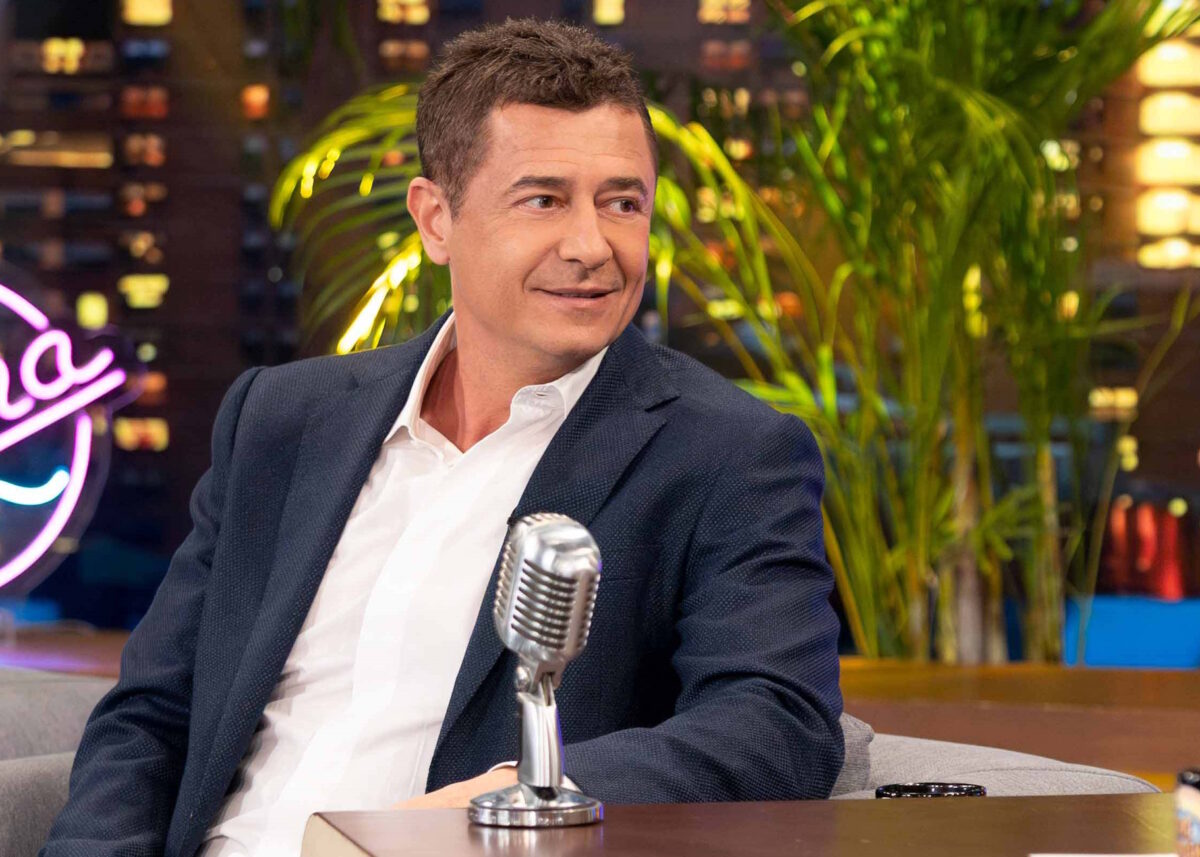 Ο Αντώνης Σρόιτερ απέναντι στον Γρηγόρη Αρναούτογλου