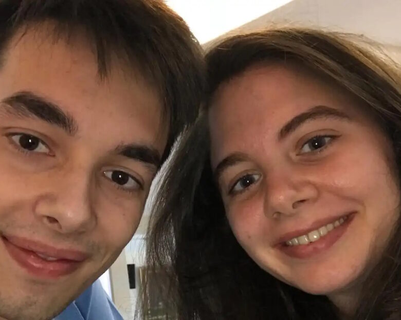 Λένα Σαμαρά: Ο αδερφός της Κώστας Σαμαράς σε νέο σπαρακτικό μήνυμα – «Μου λείπεις και αυτό με προσγειώνει στην πραγματικότητα»