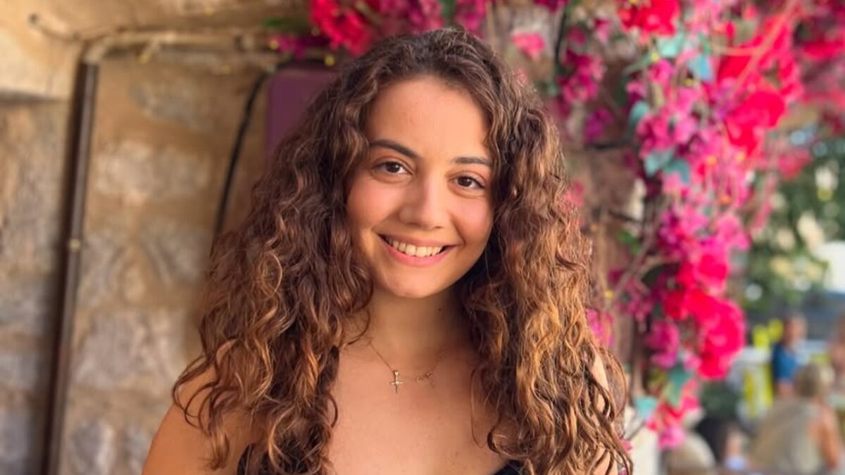 Στέφανη Χαραλάμπους