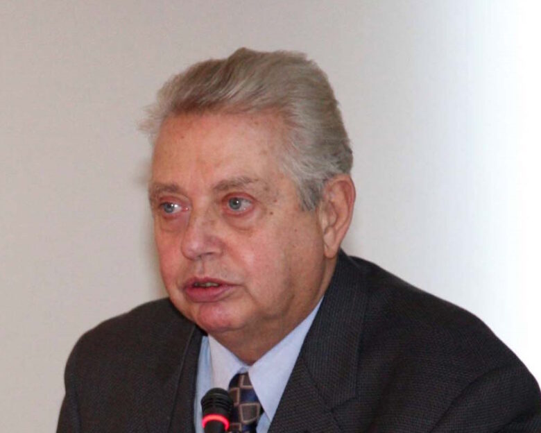 Πέθανε ο Στέφανος Χατζηγιάννης,  πρωτοπόρος της ηπατολογίας και ομότιμος καθηγητής της Ιατρικής Σχολής του ΕΚΠΑ