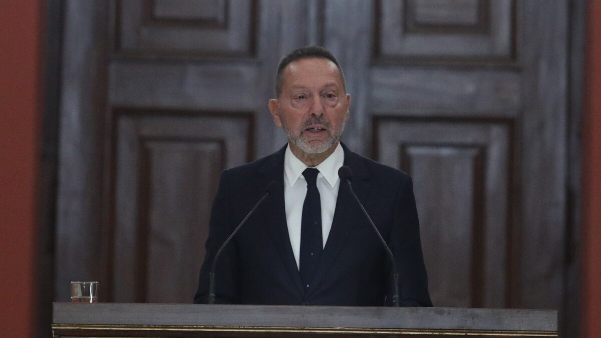 Γιάννης Στουρνάρας