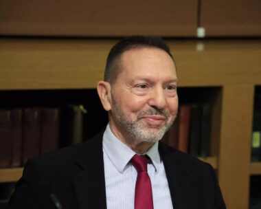 Παρουσίαση του βιβλίου του Γιάννη Μανιάτη "Επειδή δεν υπάρχει Planet B" Δευτέρα 4 Μαρτίου 2024