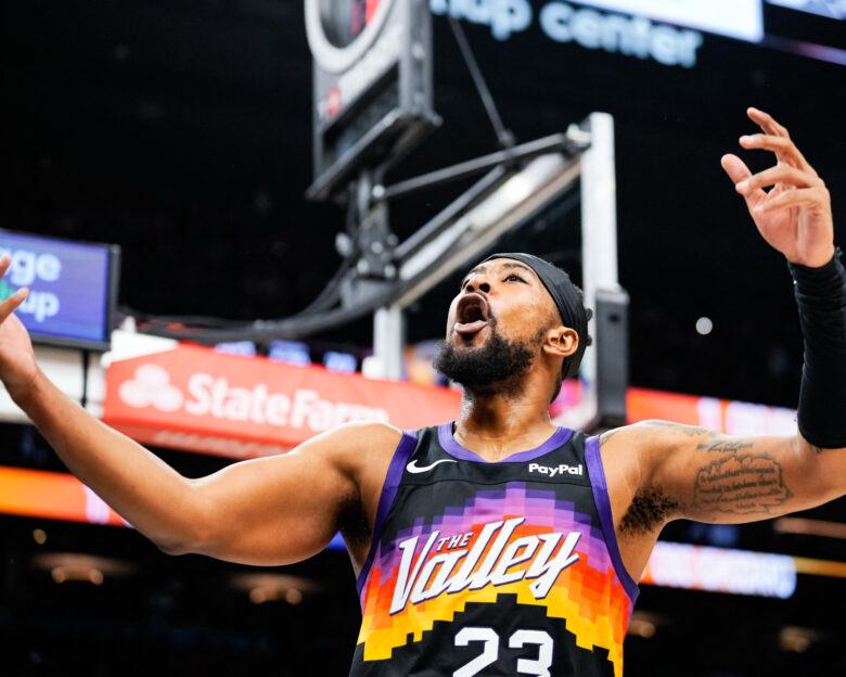 Αποτελέσματα NBA: Οι ασταμάτητοι Σανς διέλυσαν τους Πέισερς