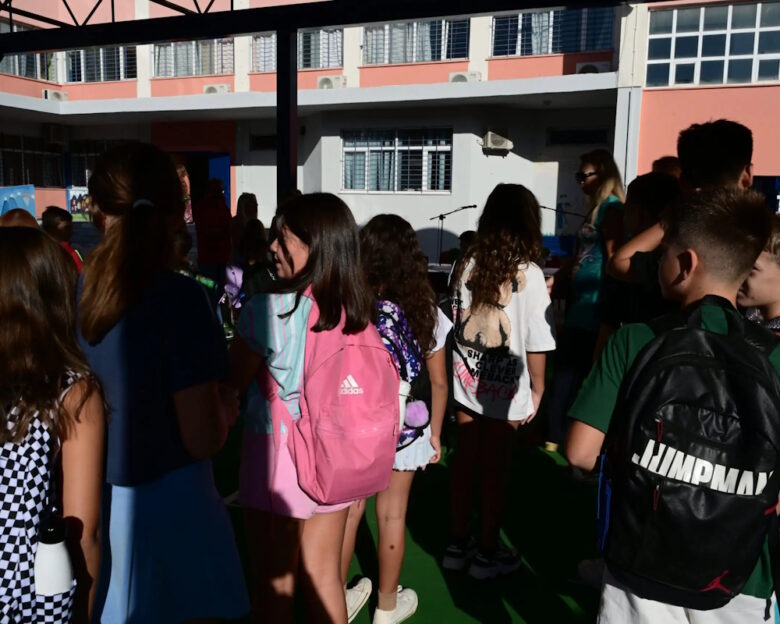 7.800 εκπαιδευτικοί προσλαμβάνονται σε νηπιαγωγεία, δημοτικά, γυμνάσια και λύκεια – Όλα τα ονόματα