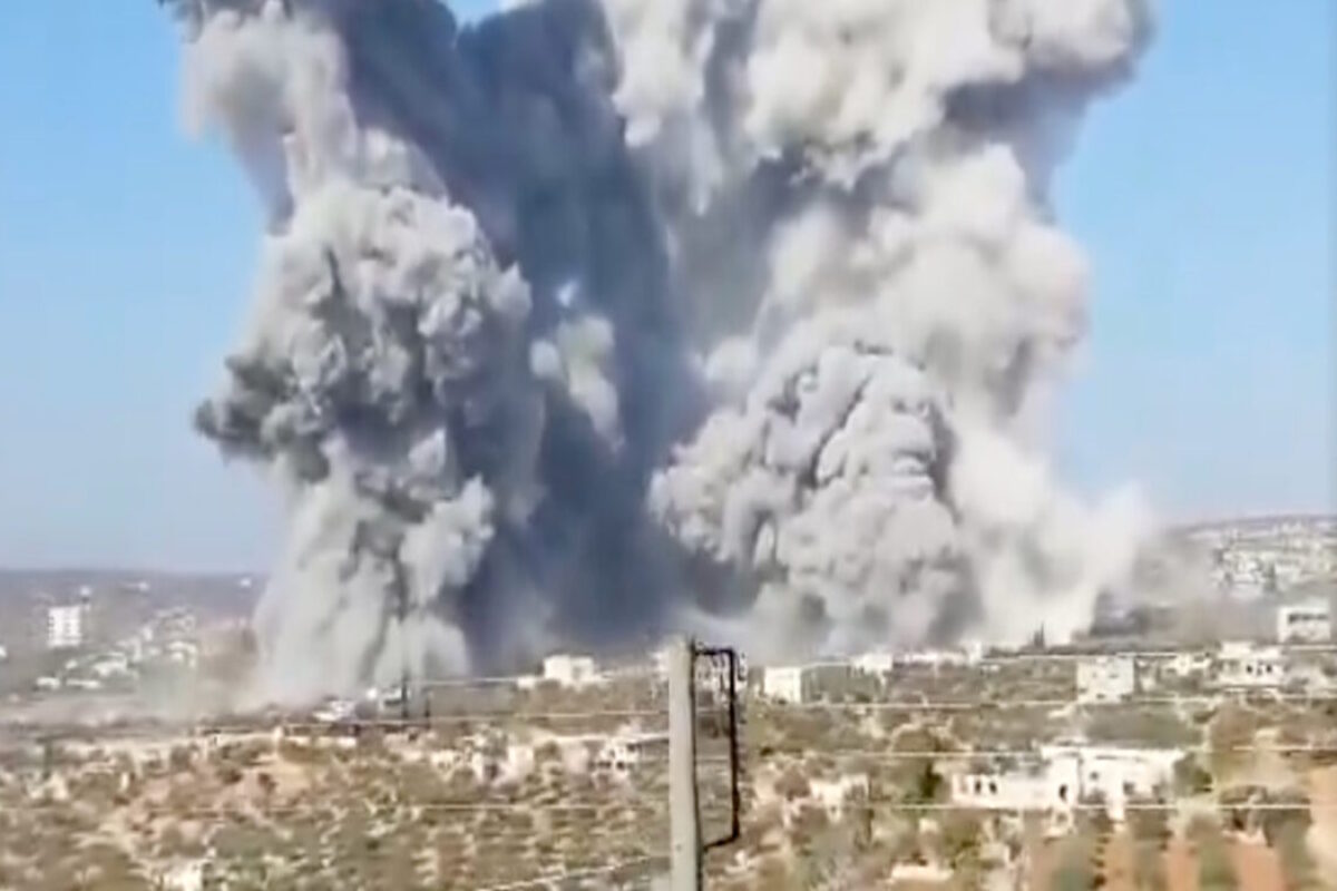 Στιγμιότυπο από την έκρηξη στην Ιντλίμπ