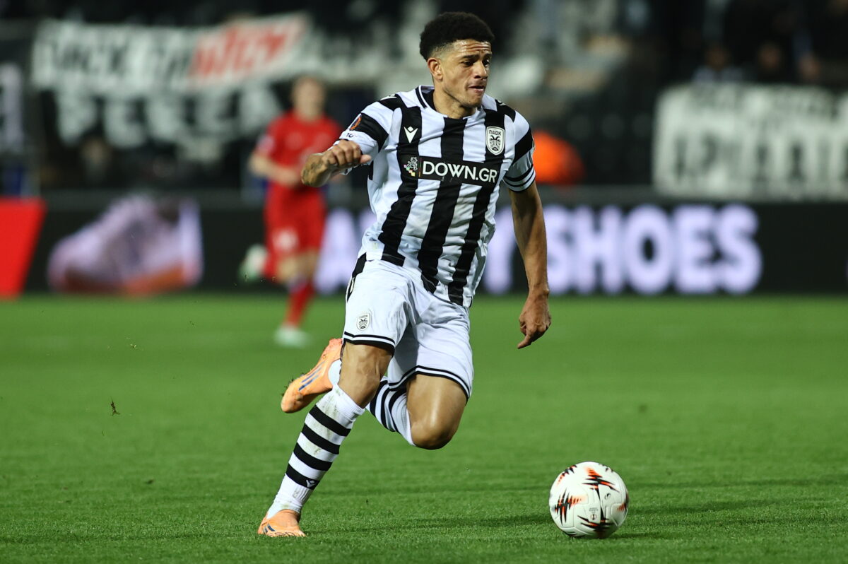 Ο Τάισον με τη φανέλα του ΠΑΟΚ