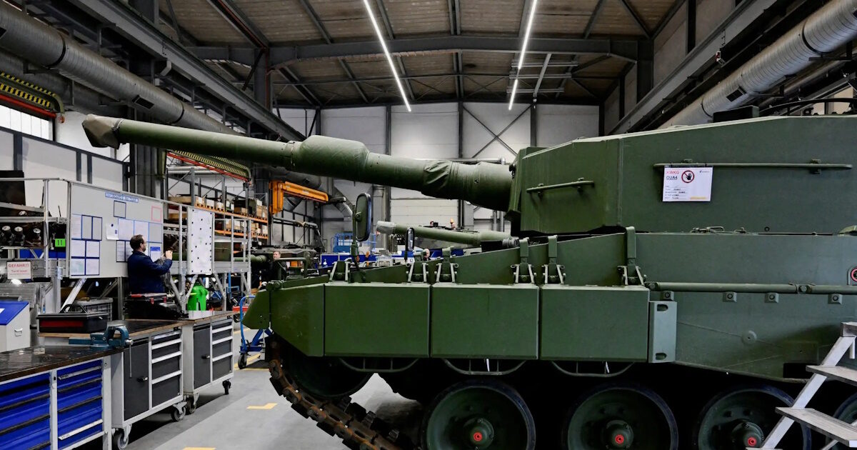 Bundesbank proposes cuts in regular spending instead of unlimited borrowing for Defense