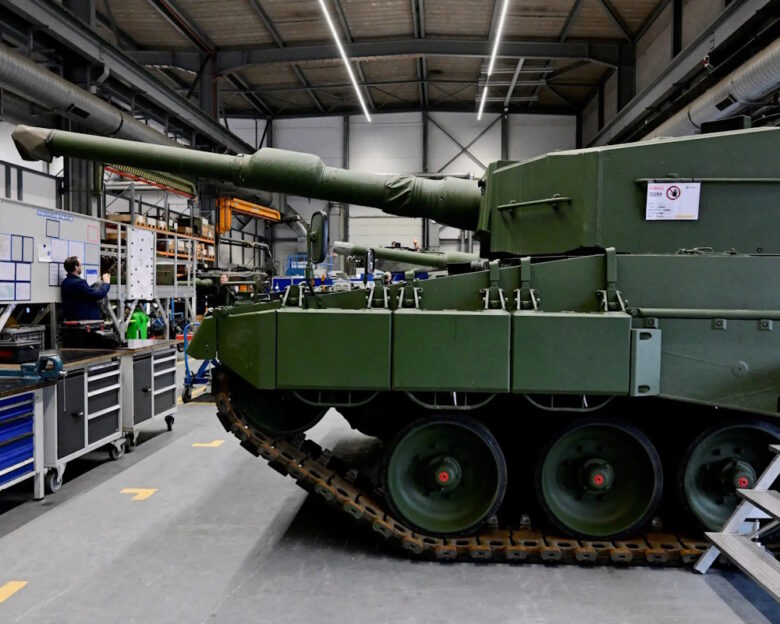 Κόφτη στις τακτικές δαπάνες αντί για απεριόριστο δανεισμό  προτείνει Bundesbank για την Άμυνα 