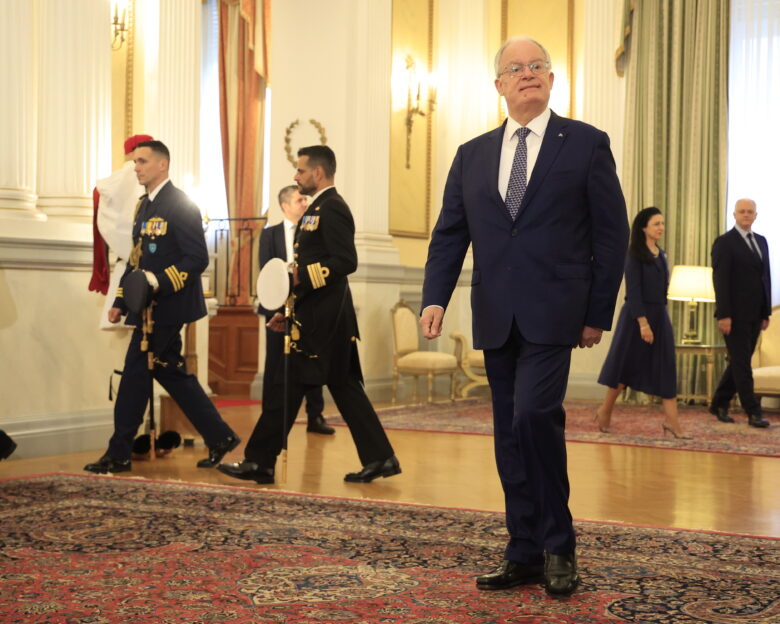 Η Κίμπερλι Γκίλφοϊλ στον Κωνσταντίνο Τασούλα: Μαζί με άλλες 3 γυναίκες πρέσβεις επέδωσαν τα διαπιστευτήριά τους