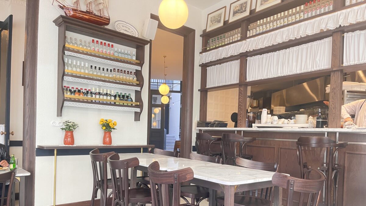 Ταβέρνα της Ερμού: Ελληνική κουζίνα με σύγχρονη ματιά στο Μοναστηράκι