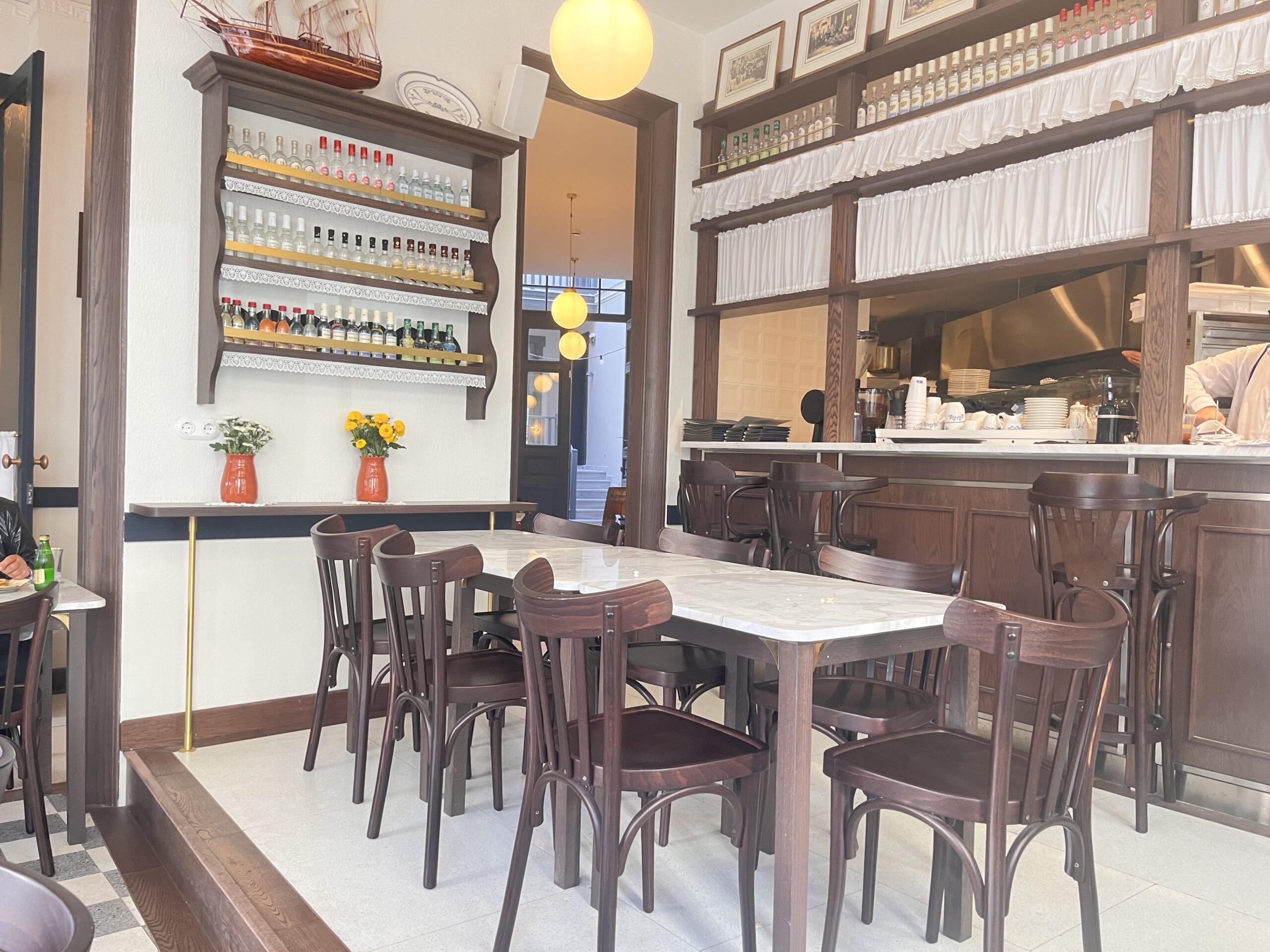 Ταβέρνα της Ερμού: Ελληνική κουζίνα με σύγχρονη ματιά στο Μοναστηράκι