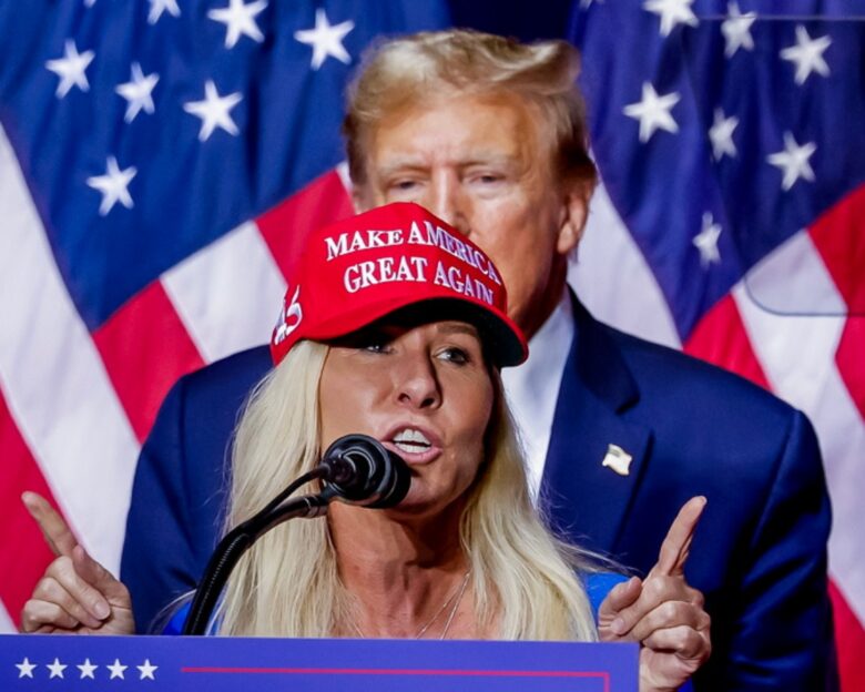 Παραιτήθηκε η Τέιλορ Γκριν μετά την κόντρα με τον Ντόναλντ Τραμπ – «Σπουδαία είδηση» σχολίασε ο Αμερικανός πρόεδρος