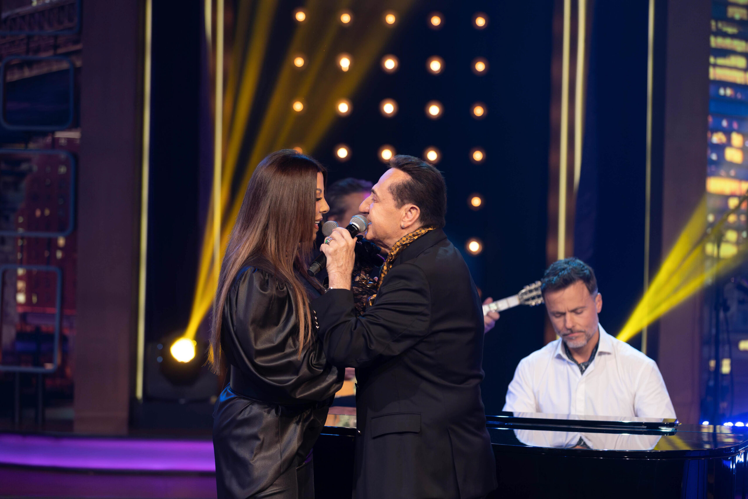 Ο Λευτέρης Πανταζής και η Αντζελα Δημητρίου