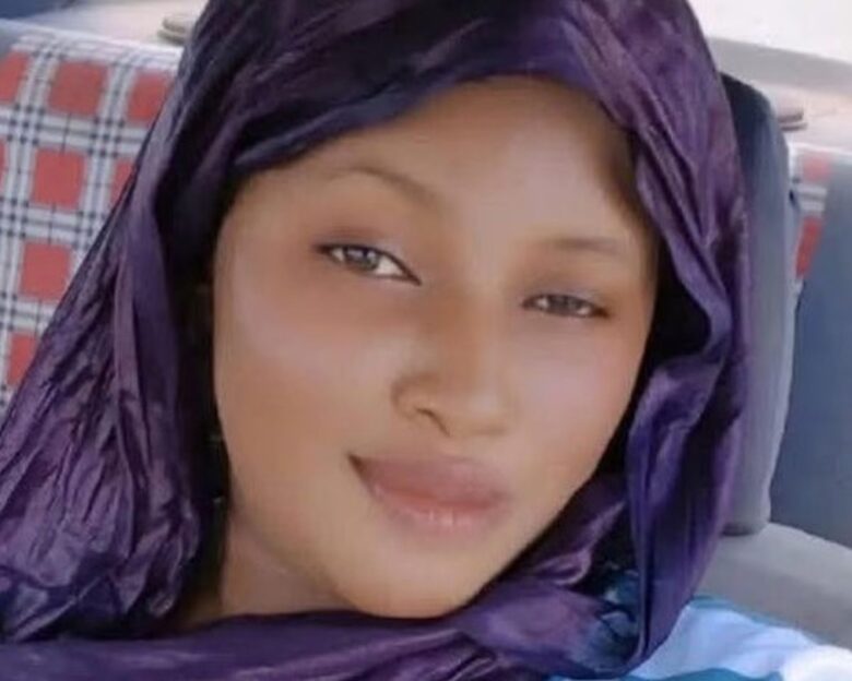 Μαλί: Αυτή είναι η σταρ του TikTok που εκτελέστηκε δημοσίως από την Αλ Κάιντα μπροστά στην οικογένειά της