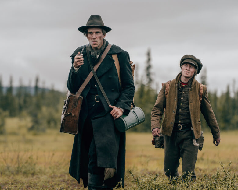 Disney+: «Cook a Bear» και «Μέρντοχ – Θάνατος Μέσα στην Οικογένεια» είναι πλέον διαθέσιμα και δεν πρέπει να τα χάσεις