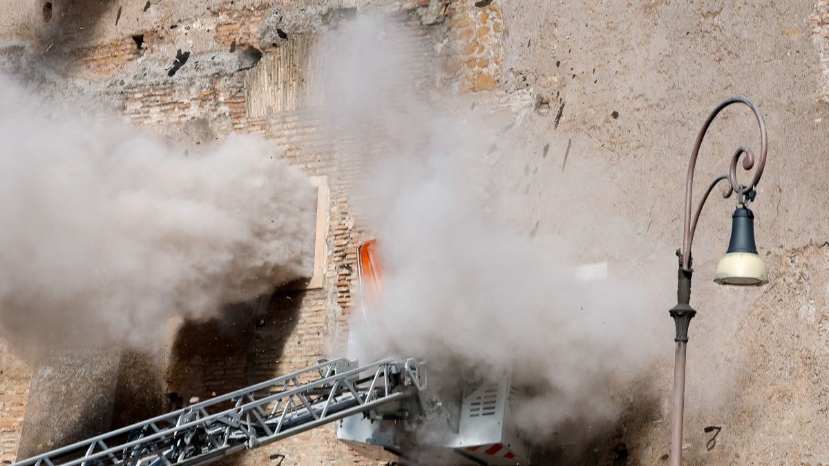 Ο Πύργος των Κόμηδων στη Ρώμη που έγινε ερείπια