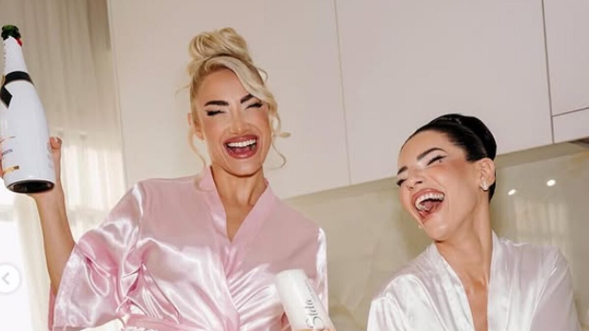 Ιωάννα Τούνη και Στέλλα Πάσσαρη