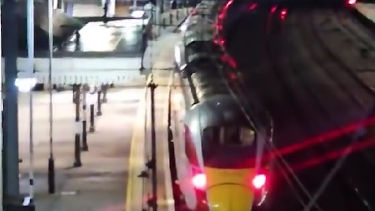 Το αγγλικό τρένο όπου σημειώθηκε η αιματηρή επίθεση