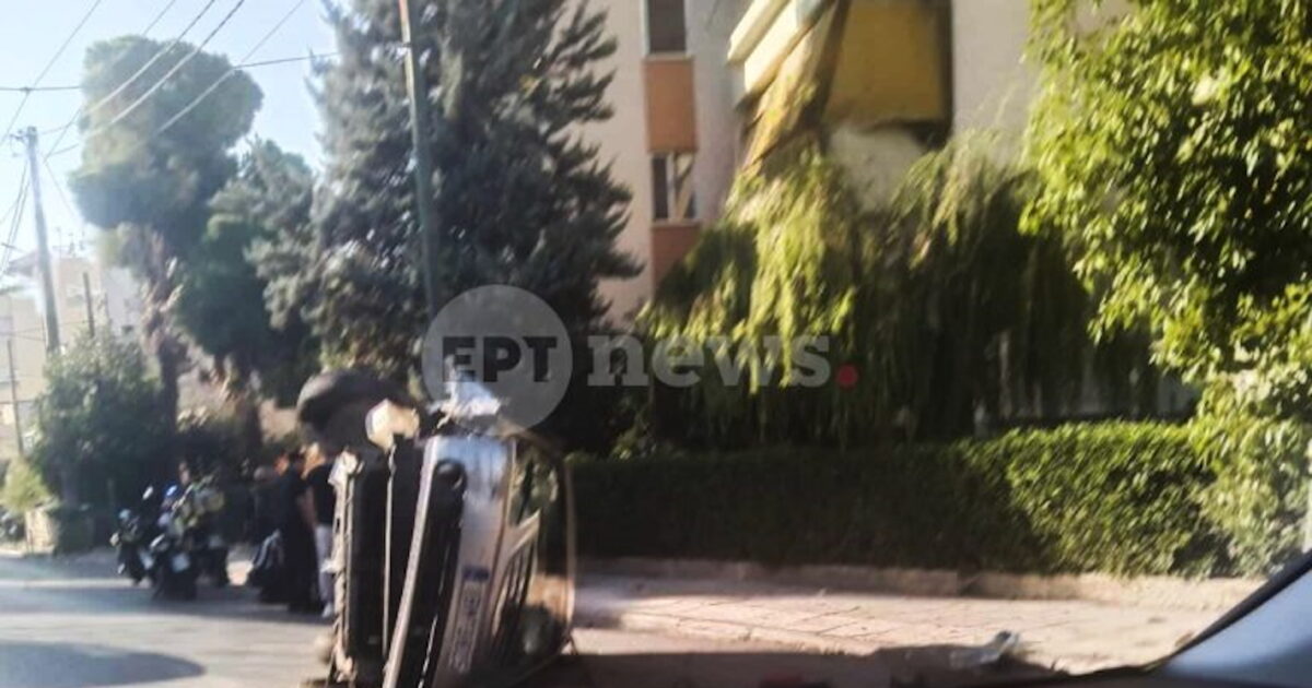 Chalandri: A car overturned on Palaiologou Street – One injured