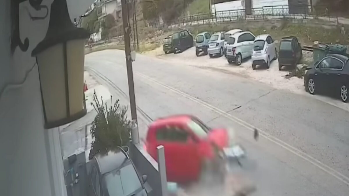 Σοκαριστικό τροχαίο στην Κόρινθο