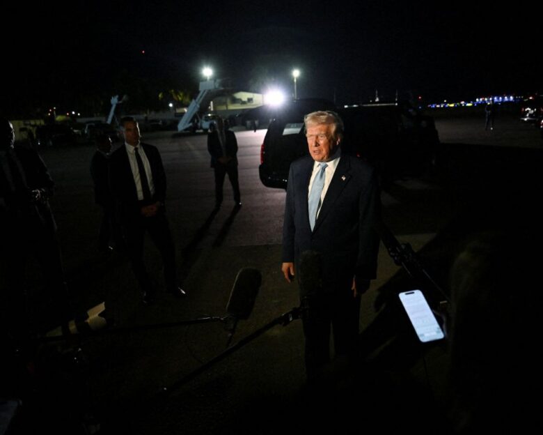 Όλο το παρασκήνιο πίσω από την αναδίπλωση του Τραμπ για τους φακέλους Επστάιν – «Δεν ήταν ρίσκο αλλά τακτική»