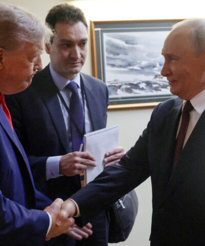 Ο Ντόναλντ Τραμπ και ο Βλαντιμίρ Πούτιν στην Αλάσκα