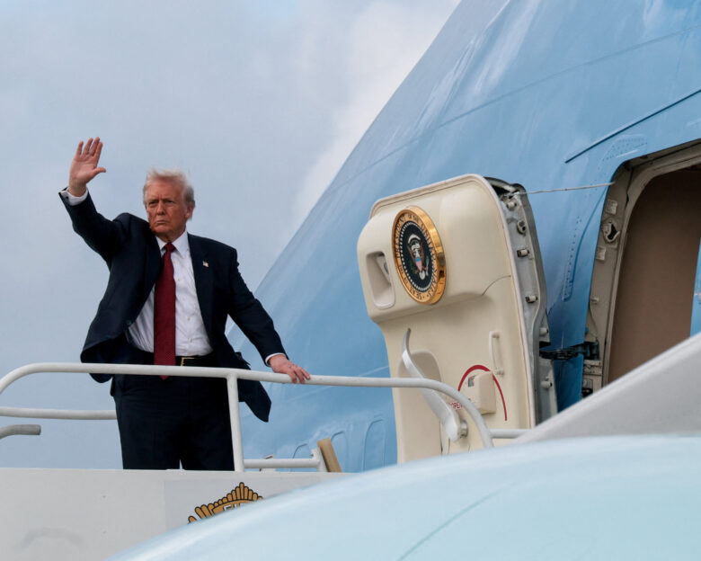 Ο Ντόναλντ Τραμπ «βλέπει» κομμουνιστικό δάκτυλο πίσω από τις σαρωτικές ήττες συντηρητικών σε εκλογές για τη δημαρχία