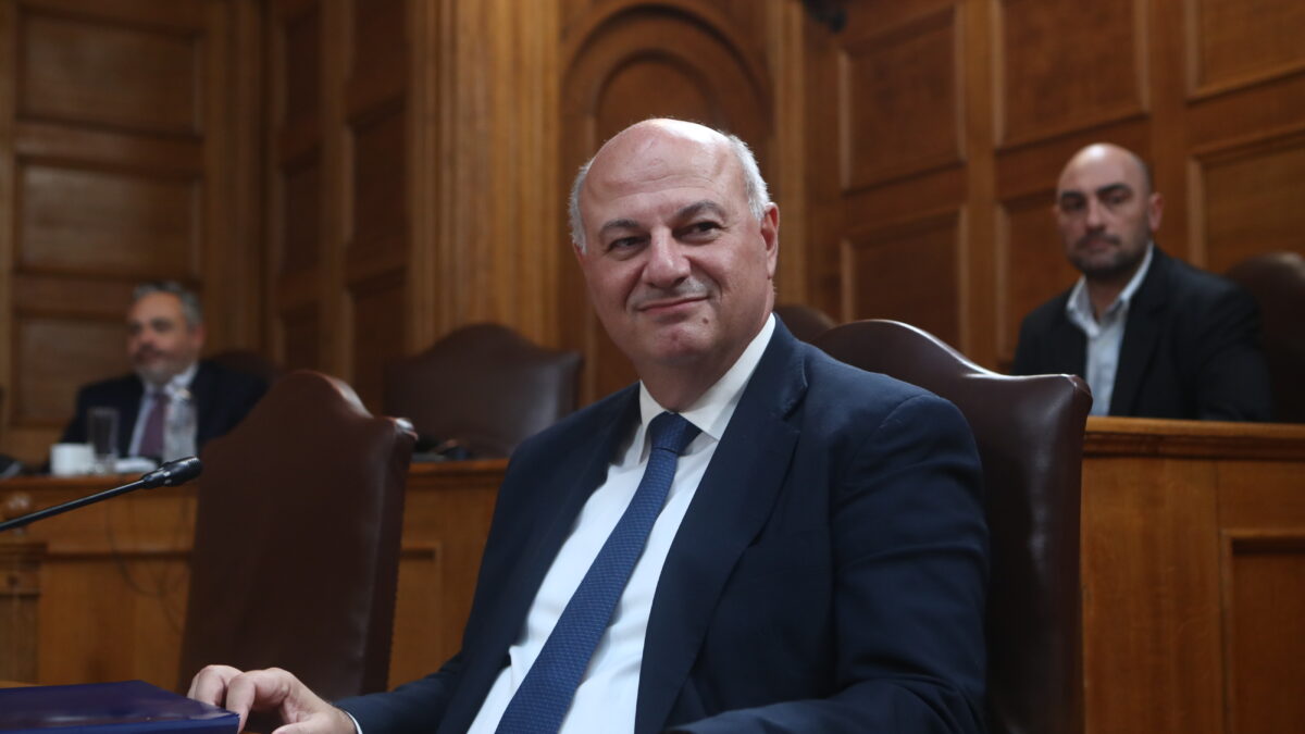 Κώστας Τσιάρας