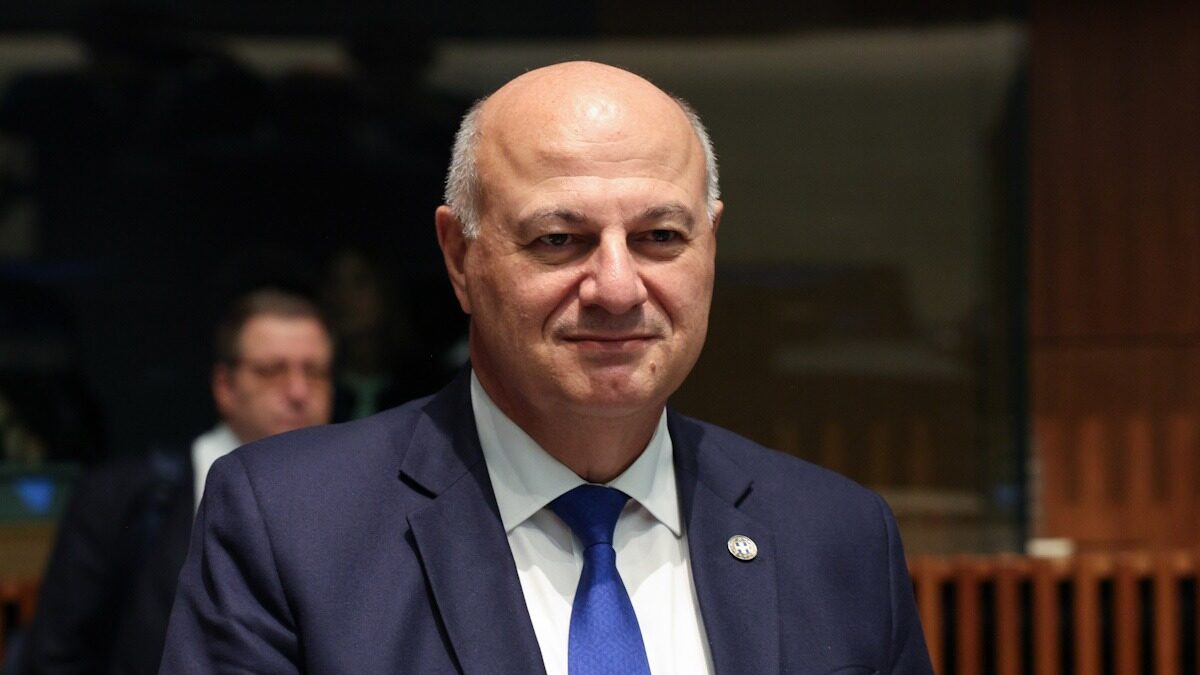 Ο Κώστας Τσιάρας