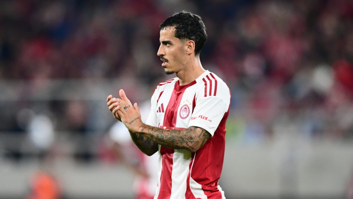 Ο Τσικίνιο σε αγώνα του Ολυμπιακού (KLODIAN LATO