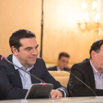 Ο Αλέξης Τσίπρας και ο Παναγιώτης Λαφαζάνης στη Μόσχα το 2015