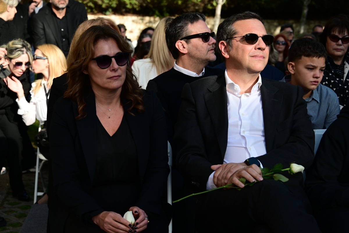 Μπέττυ Μπαζιάνα και Αλέξης Τσίρας